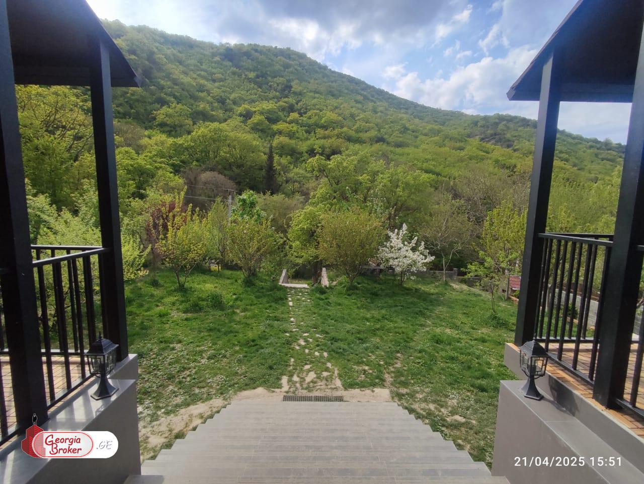 იყიდება ახალი გარემონტებული 6 ოთახიანი სახლი  მცხეთასთან,  ციხედიდის ტერიტორიაზე